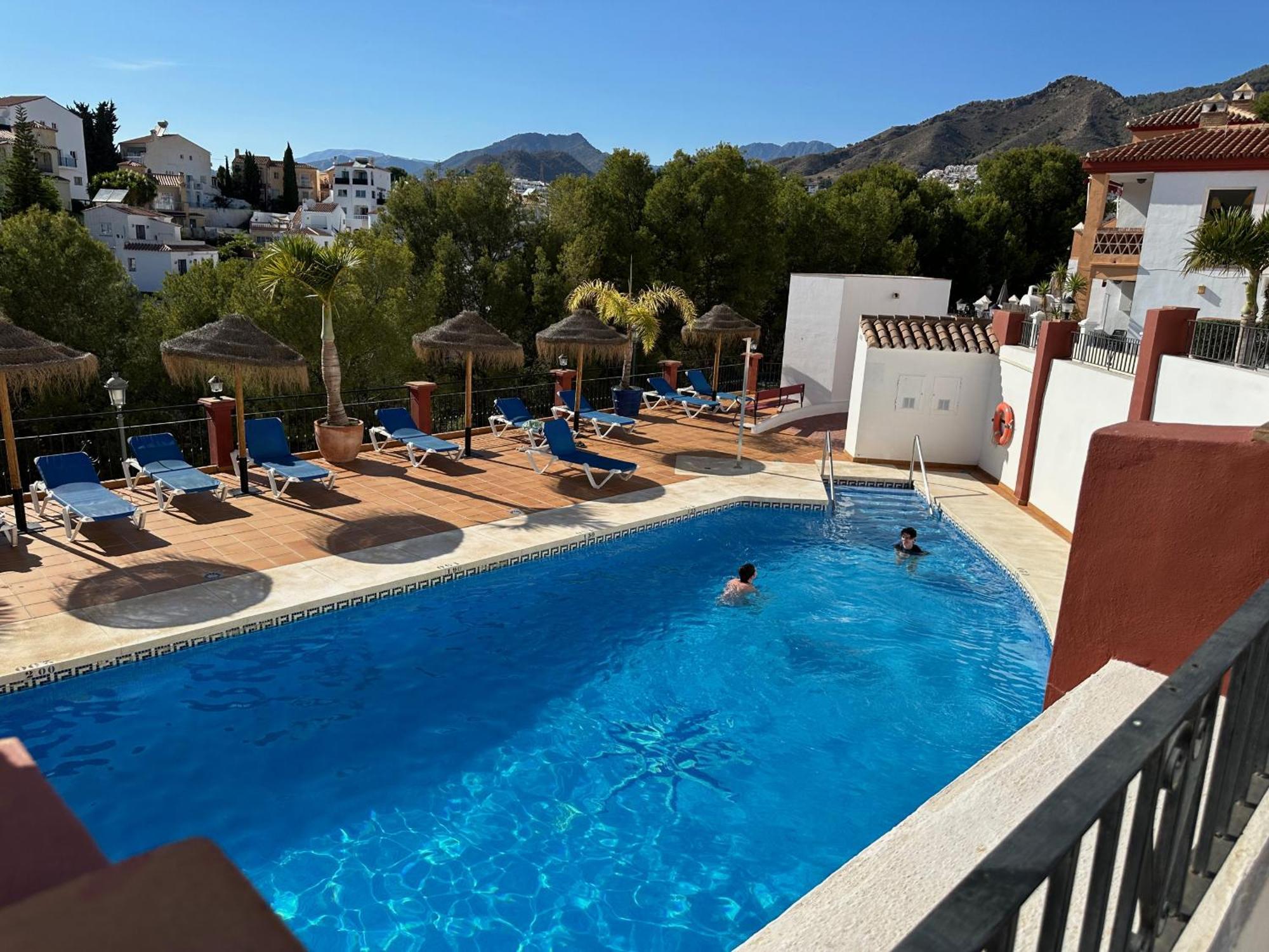 Spacious Family Villa Aljamar 8A Нерха Екстер'єр фото